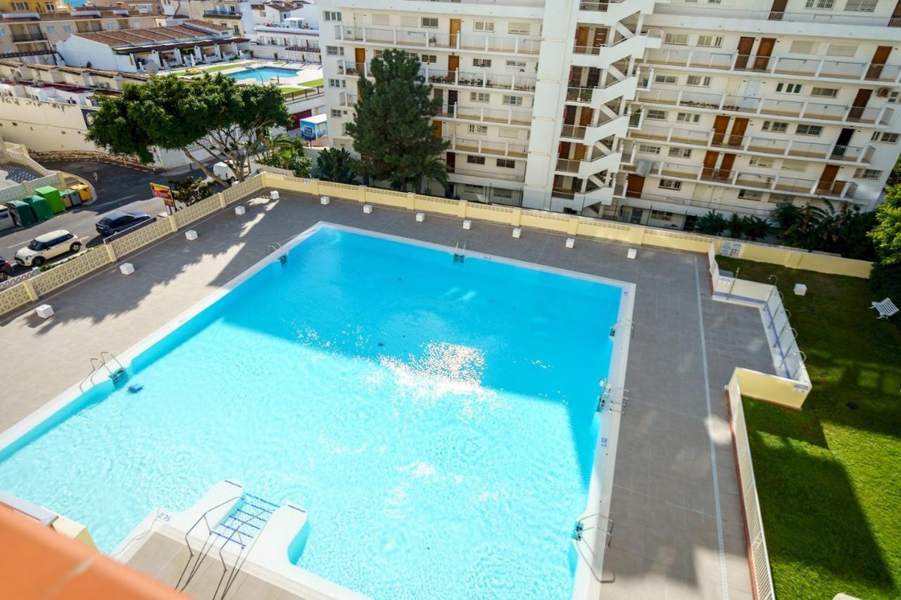 Malagasuite Carihuela Seaviews Торремолинос Экстерьер фото
