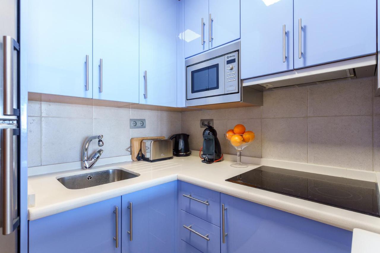Malagasuite Carihuela Seaviews Торремолинос Экстерьер фото