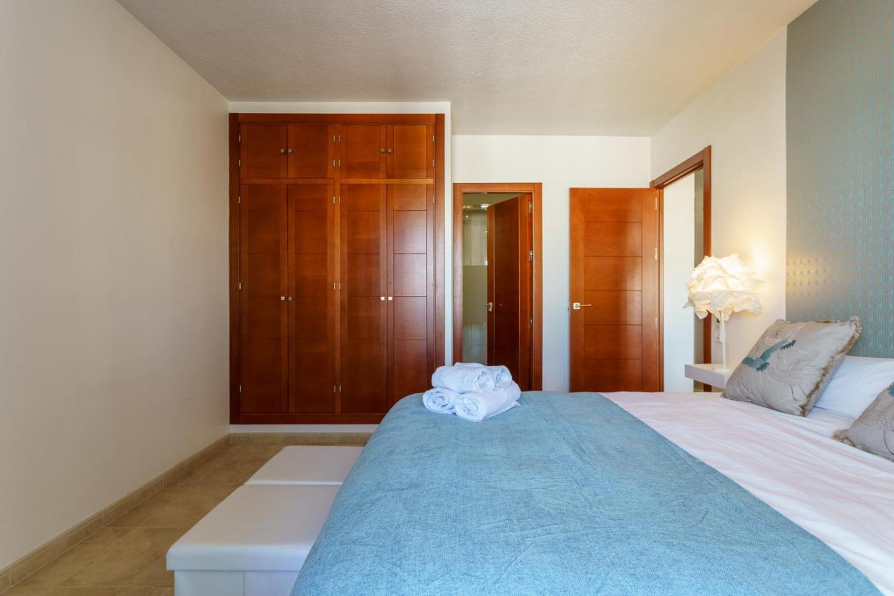 Malagasuite Carihuela Seaviews Торремолинос Экстерьер фото